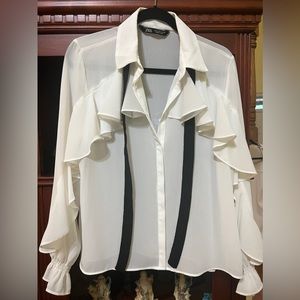 Zara Women’s sheer top size L